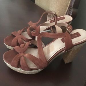 🆕Nurture Mauve suede platform sandals